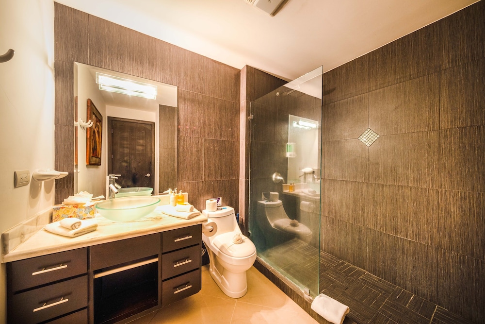 Best in Jaco Diamante del Sol Condos
