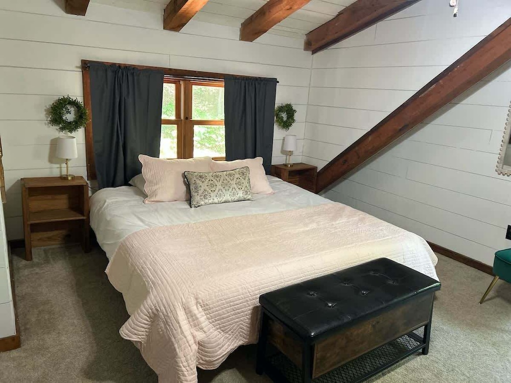 Outdoors Sleeps7 Family Getaway Fun Arcade