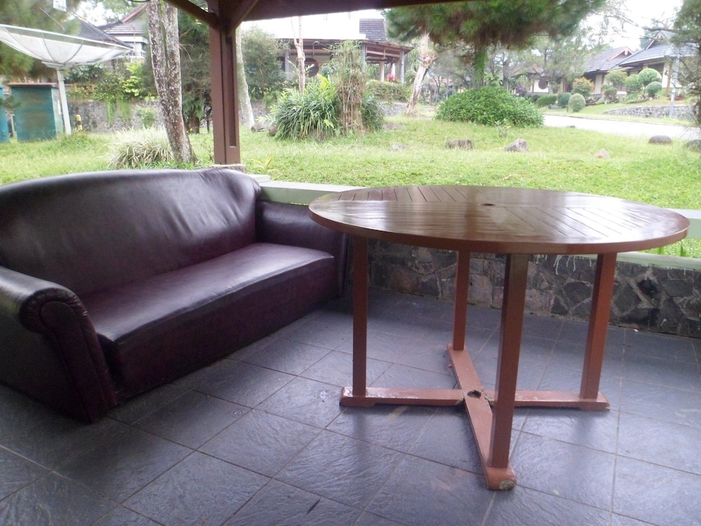 Villa Kota Bunga Seruni