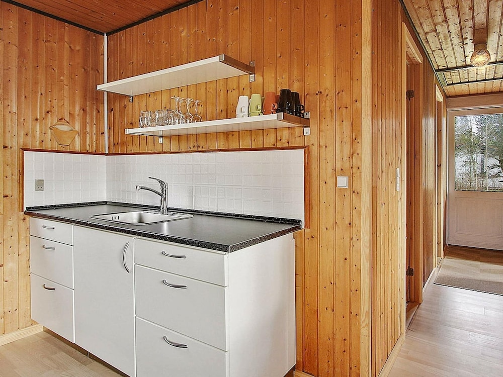 Cozy Holiday Home in Storvorde near Sea view 4