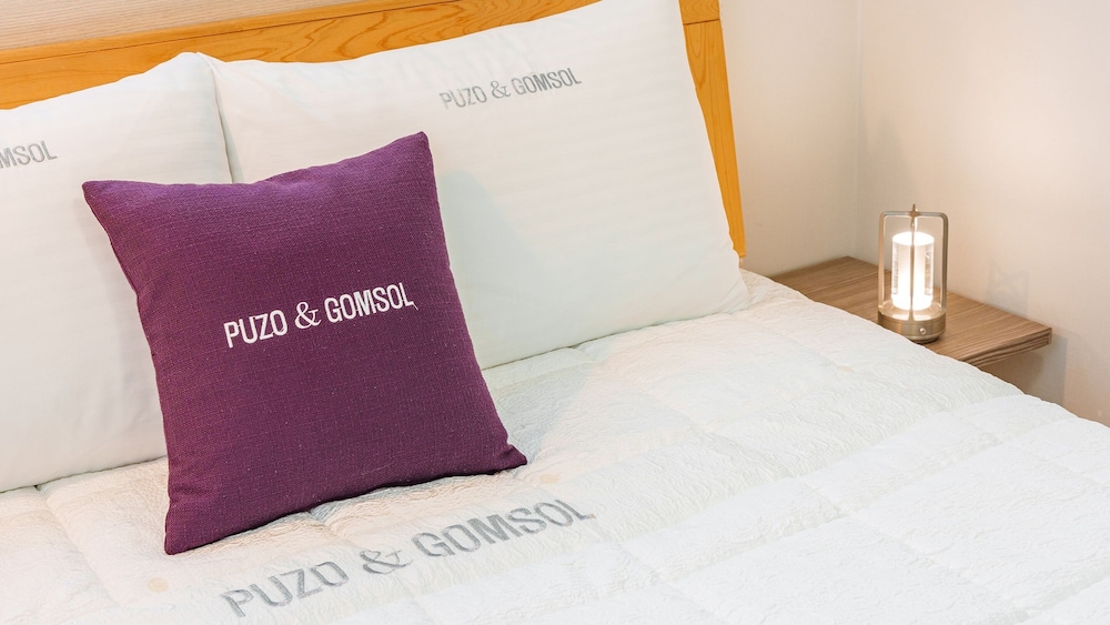 Geoje Peugeot Gomsol Petfriendly Pension
