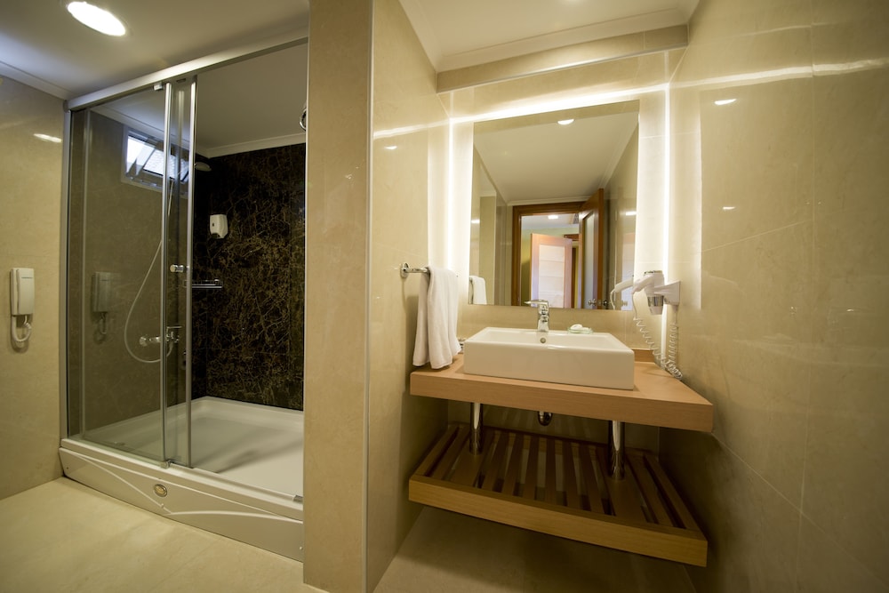 Limak Limra Hotel & Resort