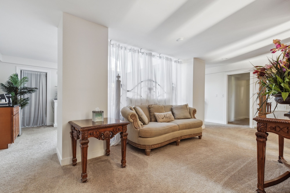 Columbia Vacations - The Columbia Inn at Peralynna Manor - Property Image 46