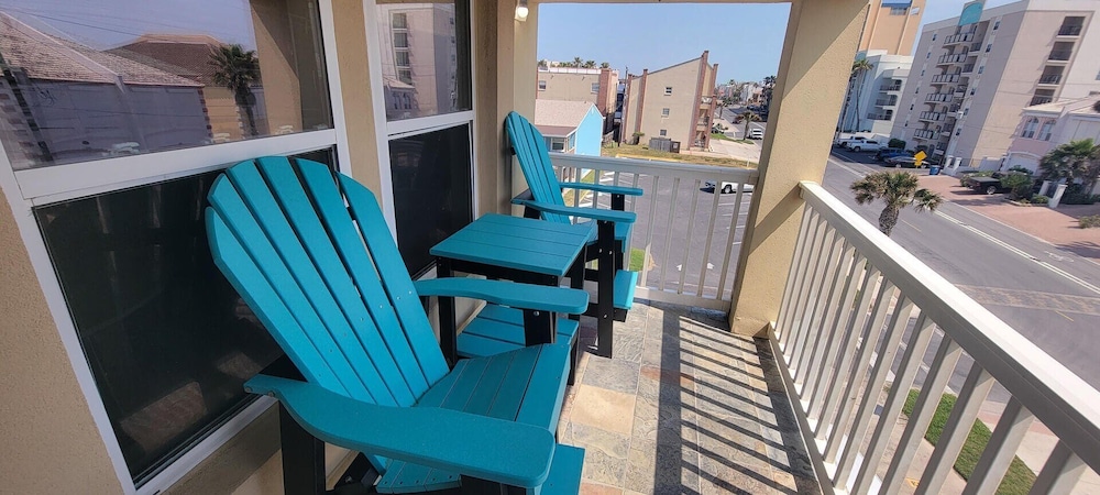Cora Lee Beachview 2 Bedroom Condo