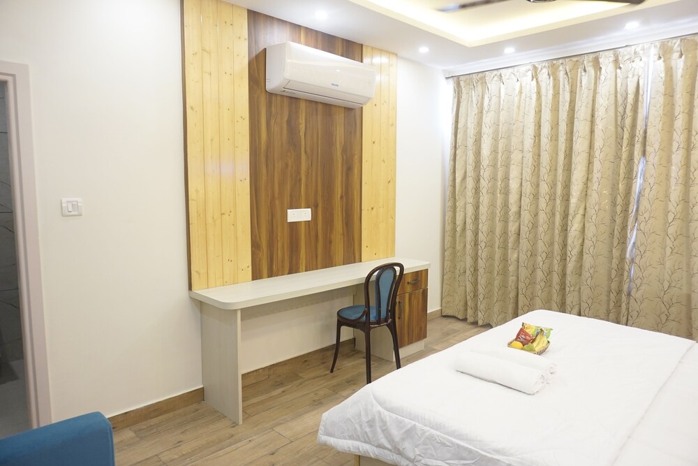Hillshades Comfy Rooms