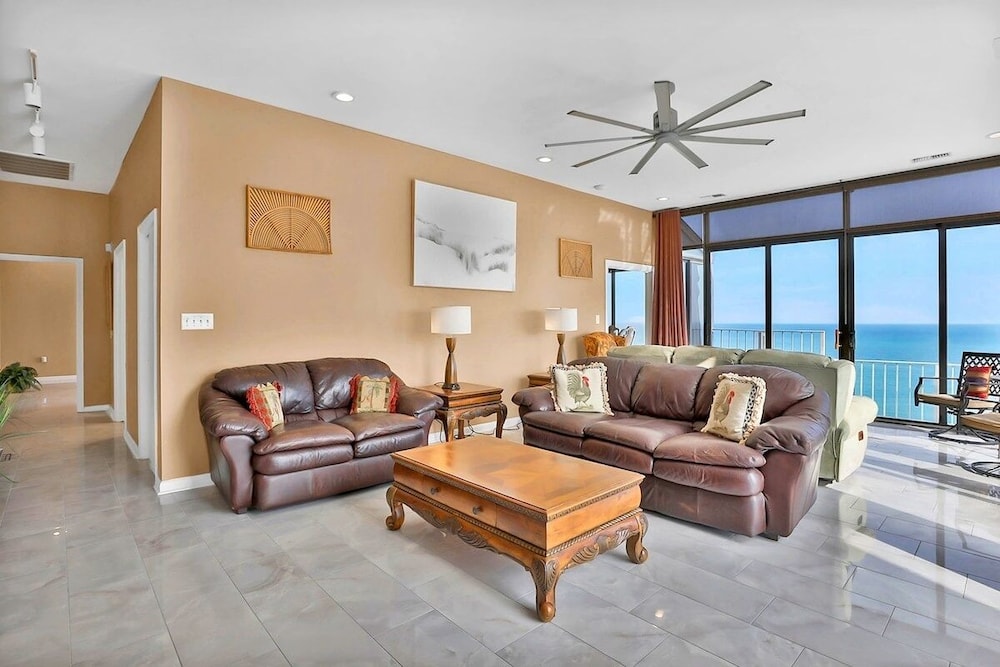 Sands Beach Club Ph1114 4 Bedroom Condo