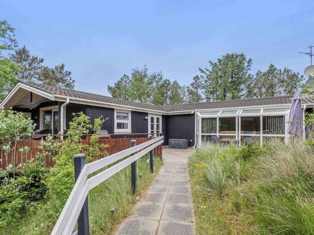 5 Star Holiday Home in Saeby