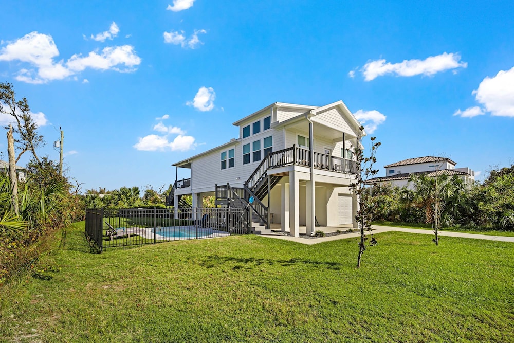 Casa Blanca 3 2 New Beach Home With Heated Pool