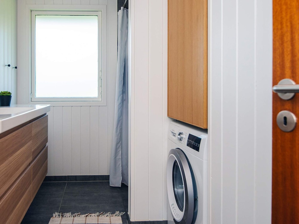 6 Person Holiday Home in Juelsminde