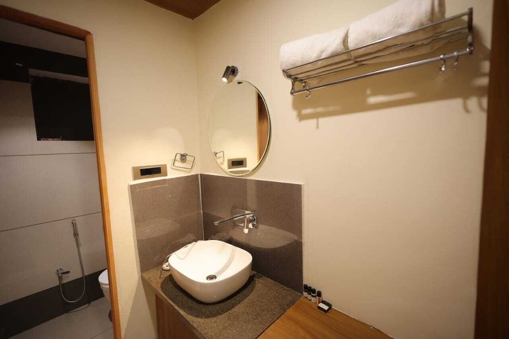 Ramaya Motel & Resorts