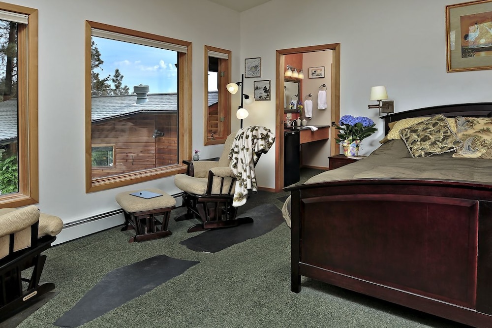 Blue Mountain Bed & Breakfast view 5