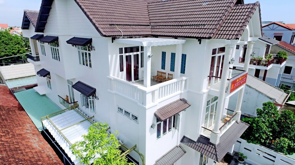 Well-To-Do Villa