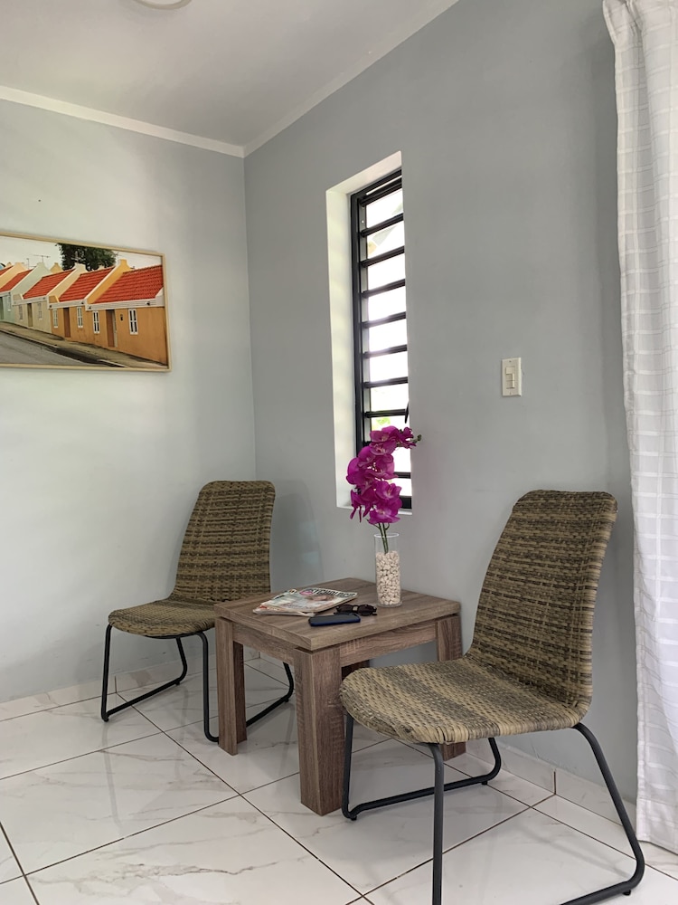Lilu Apartments Curacao
