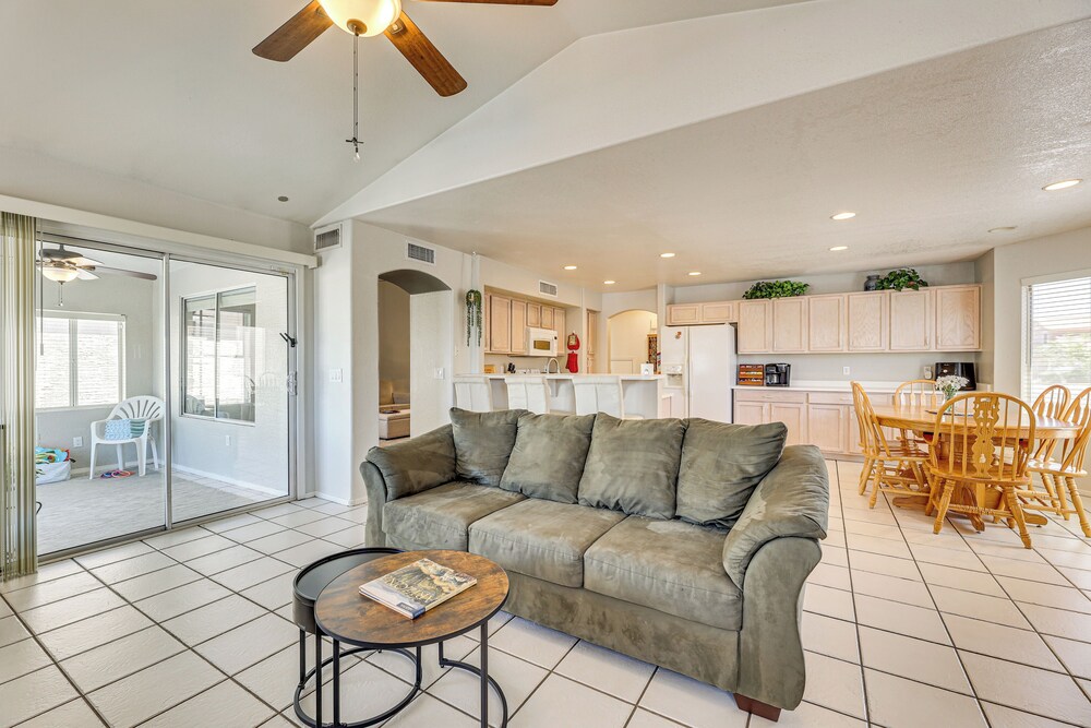 Swim w/ a View: Scenic Desert Retreat in Glendale