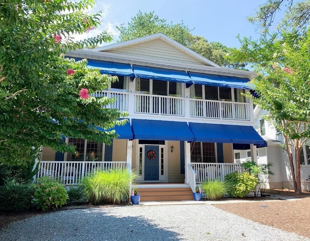 Columbia Avenue 23