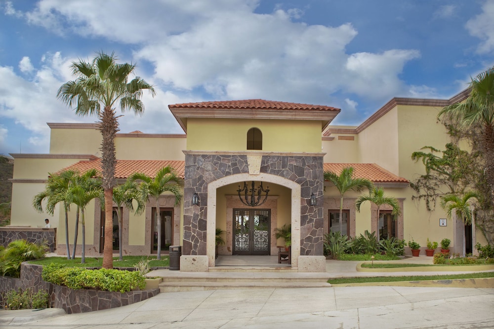 Quivira Los Cabos Condos & Homes - Vacation Rentals