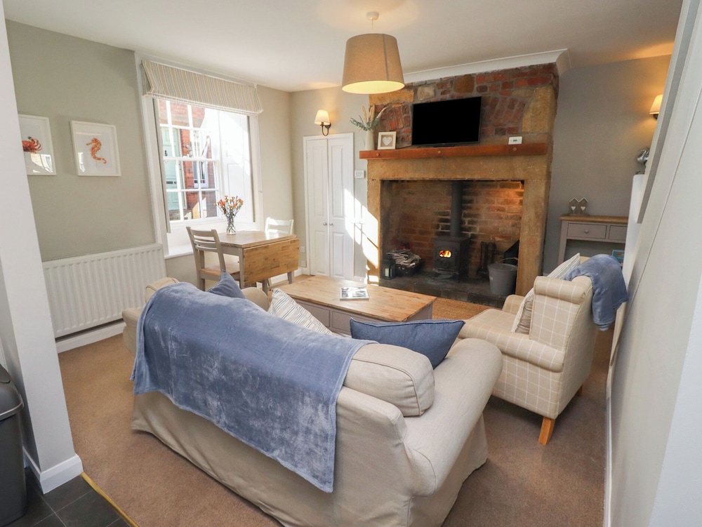 Aln Cottage