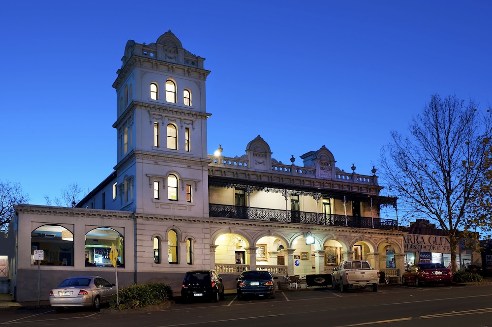 Hotel Yarra Valley Grand Hotel - Image 1