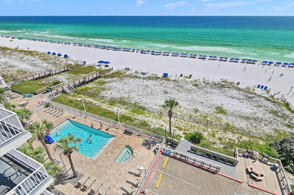 Inn at Crystal Beach 611