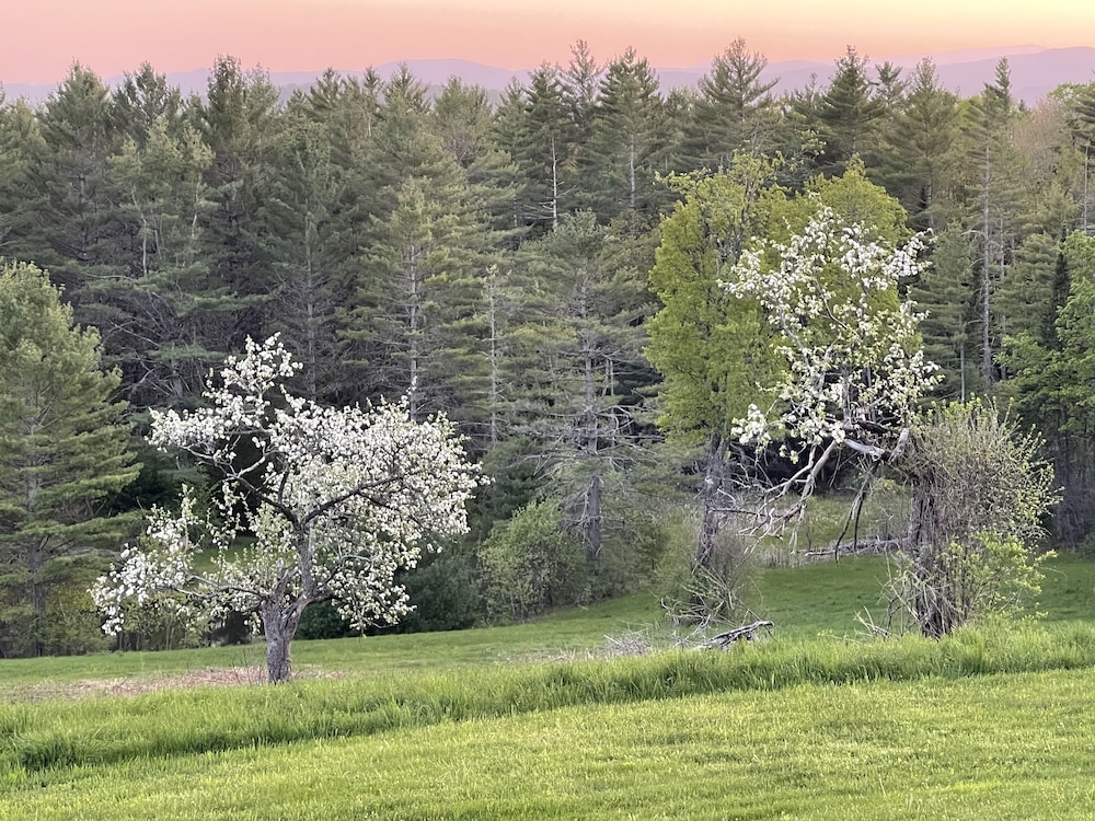 High Hill Inn