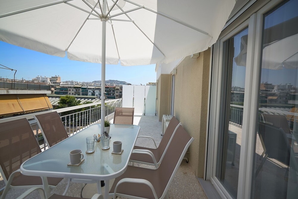 Athens City 2 Bedrooms Apartment A 100mbps Wifi