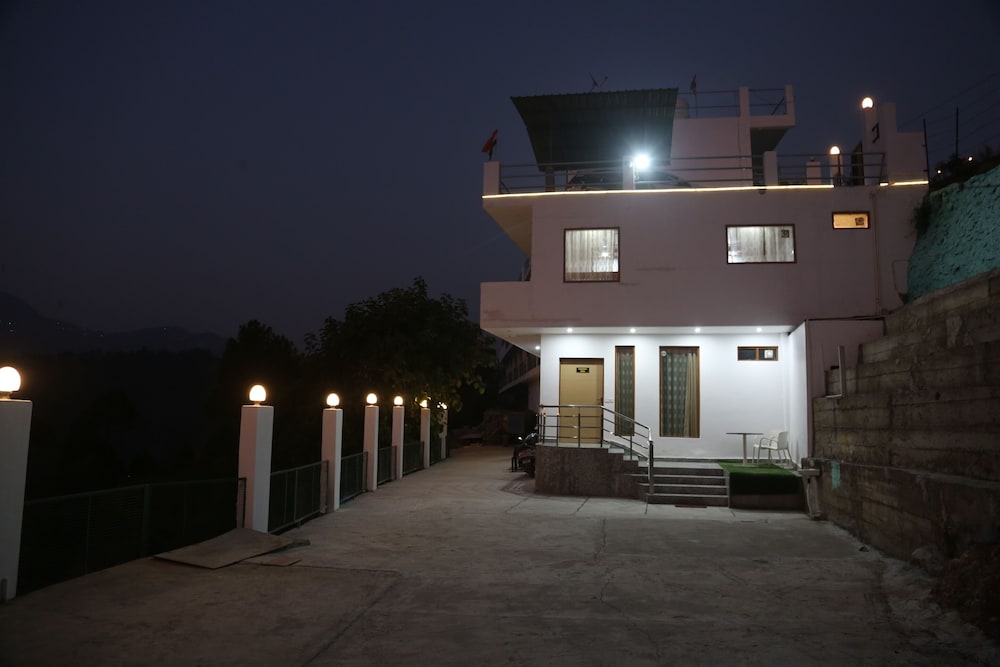 SVS RECREATIONAL HOTELS AND RESORTS