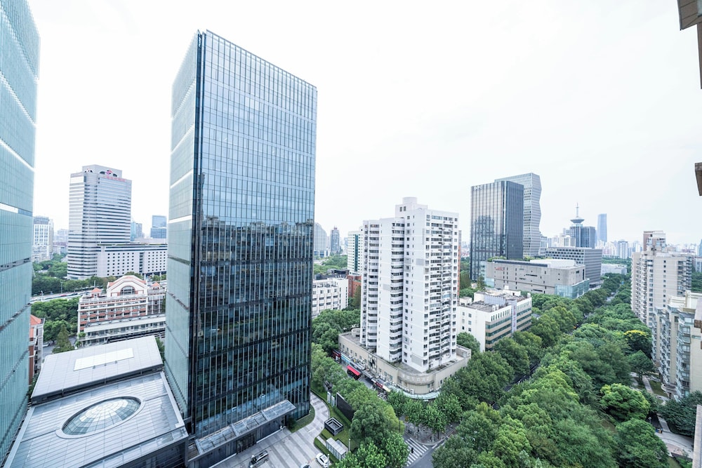 Tyms  1BR APT Hongqiao Yucui Garden
