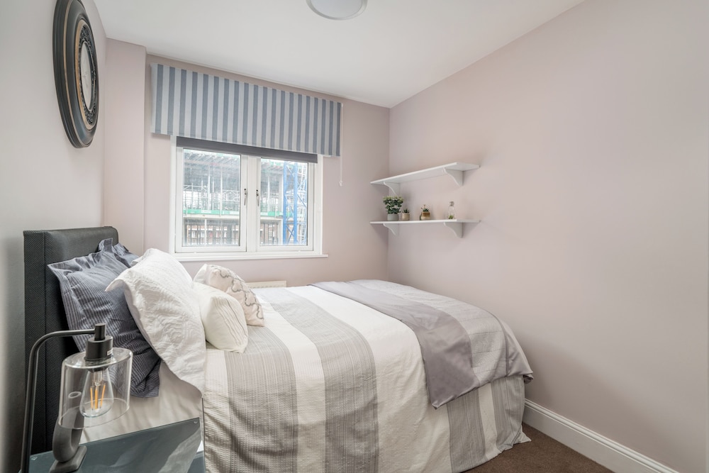 Cozy 3-bed flat near Vauxhall Gardens