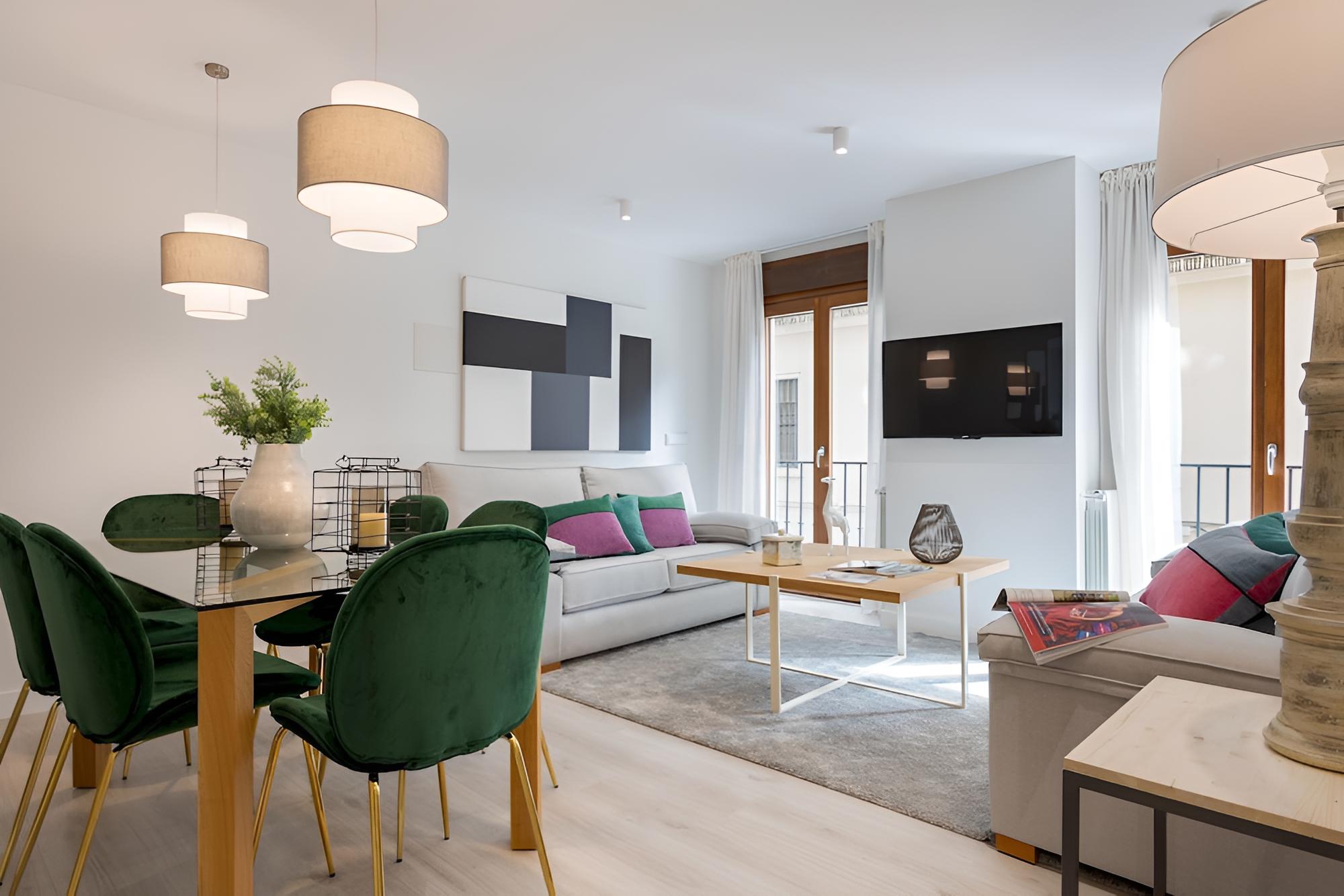Unbeatable Location Near the Cathedral 3 Bd Apart Cabildo V view 5