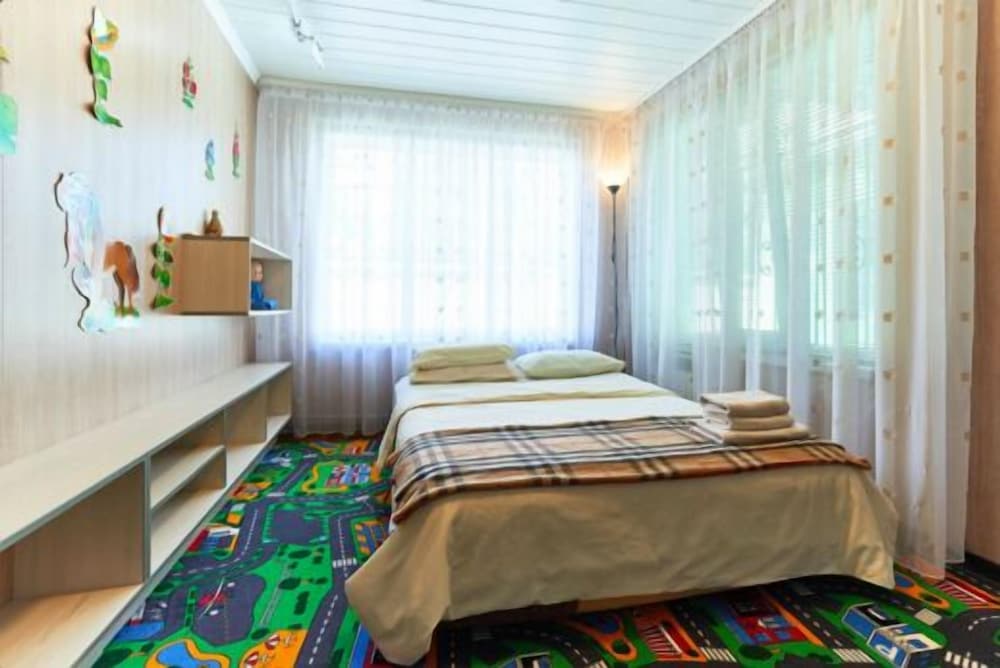 Boryspil Airport Sleep&Fly GuestHouse