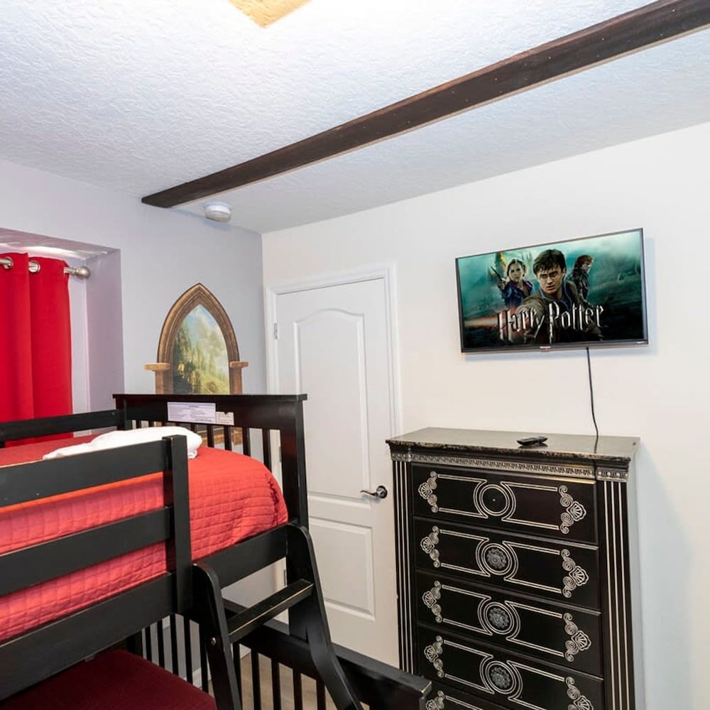 2405 Amazing 5BD Townhome for Your Vacation view 3