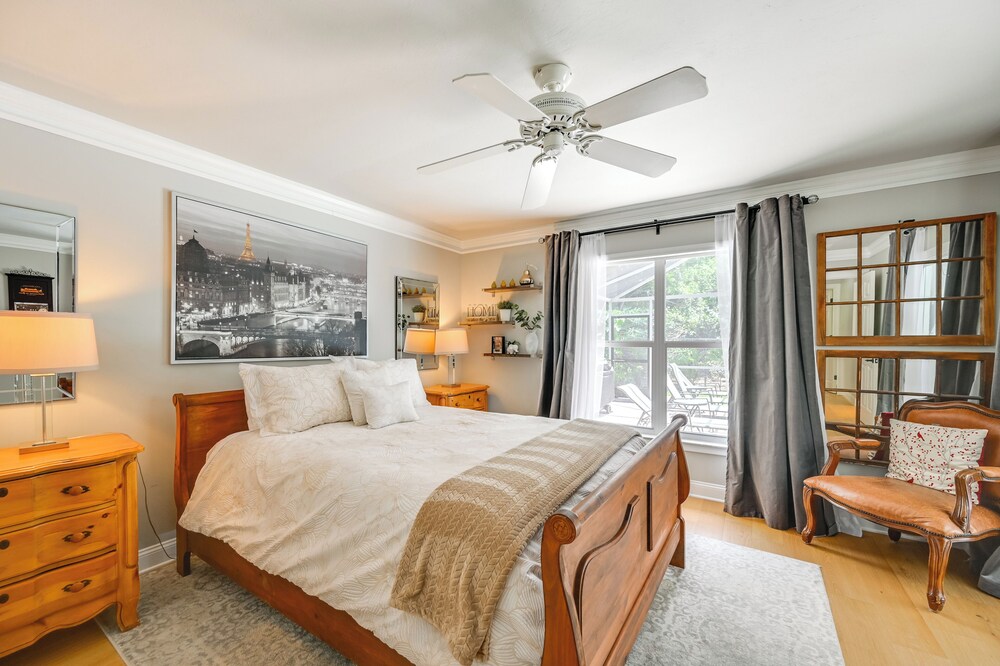Resort Community Escape: Naples Home 5 Mi to Beach