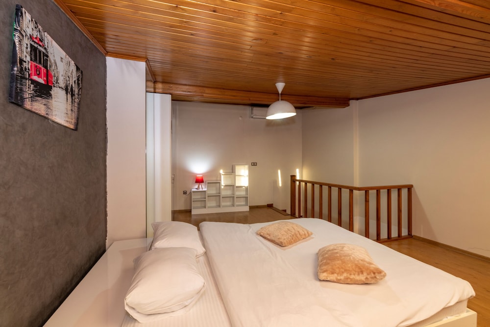 Opera House Otel - Image 36