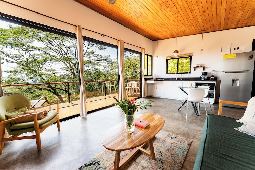 Sea View Paradise Retreat by Sea N' Rent