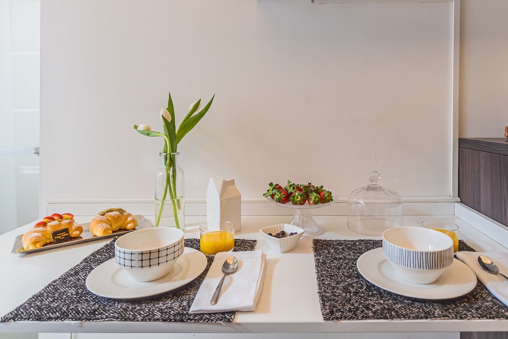 Rovelli 41 in Como With 2 Bedrooms and 3 Bathrooms