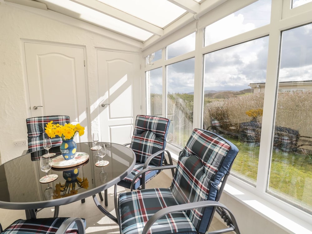 Rhos Cottage