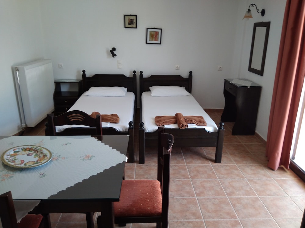 Skiathos Holiday House