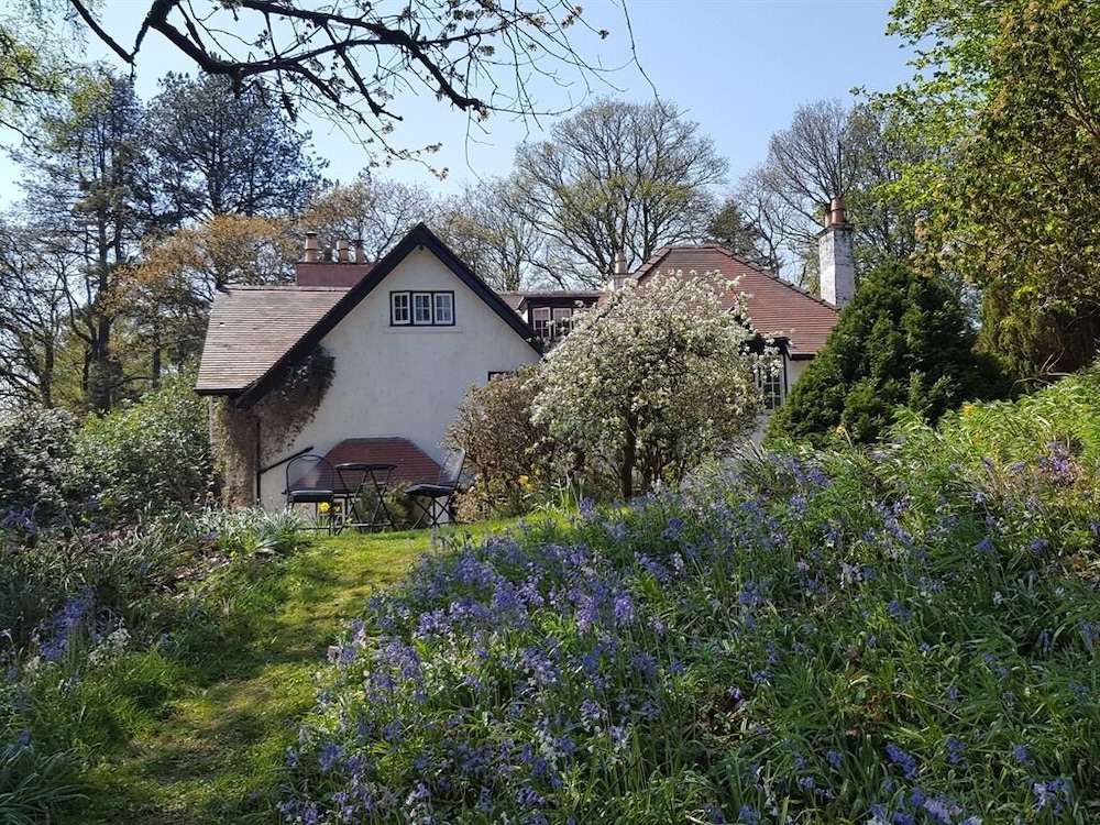 Cruachan House