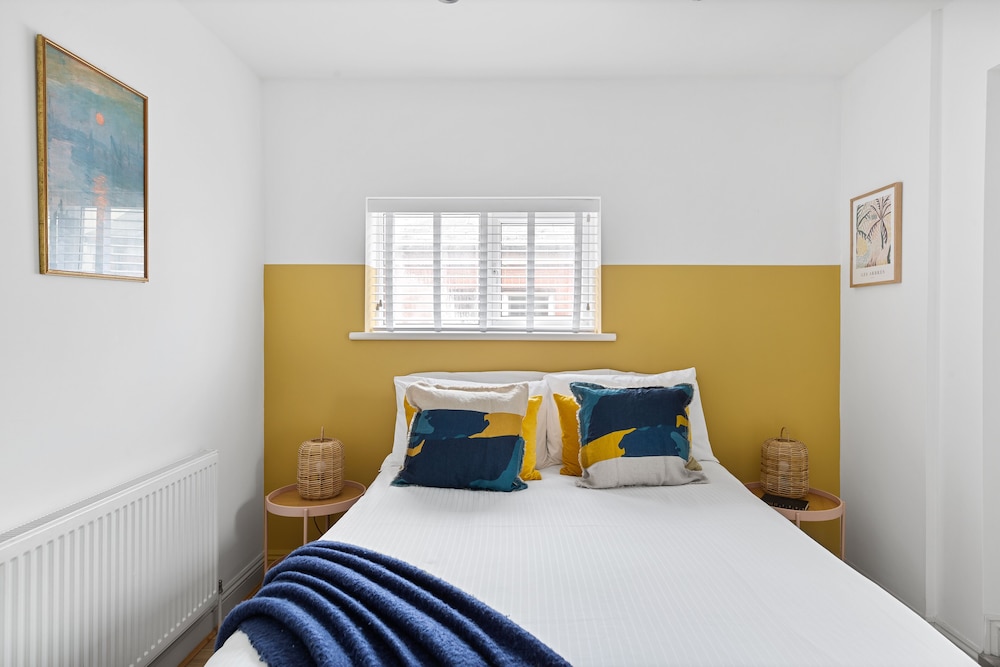 84A Albany Road view 4