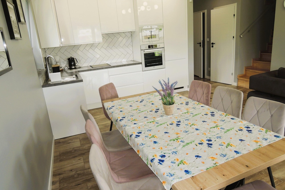 Comfortable Holiday Home for 10 People