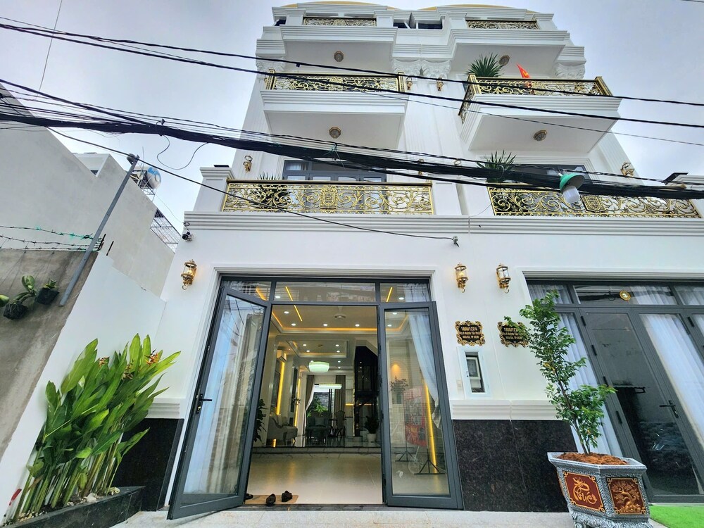 Huynh Tan Phat Home
