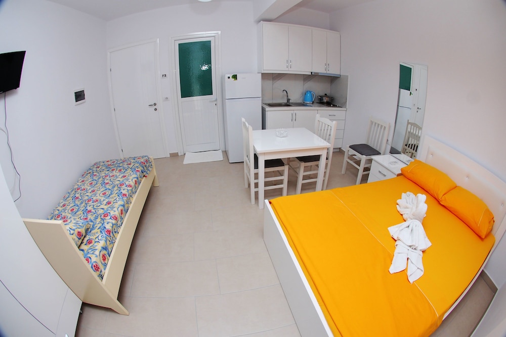 Vila Renato