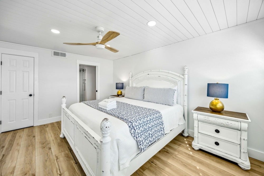 Amelia By The Sea 101 2 Bedroom Condo