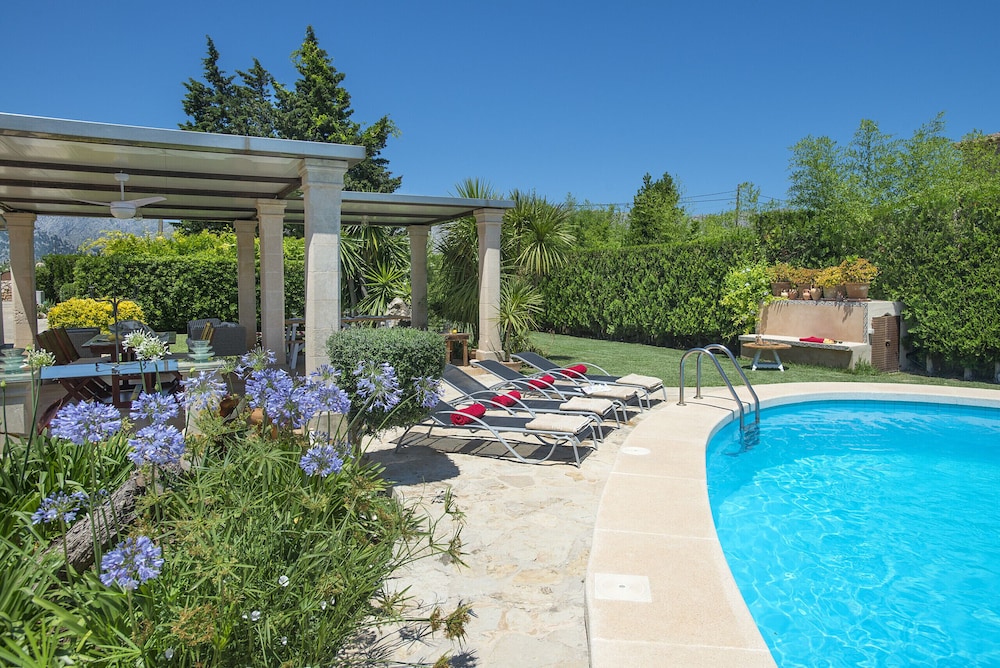 Villa Coloma photo 3