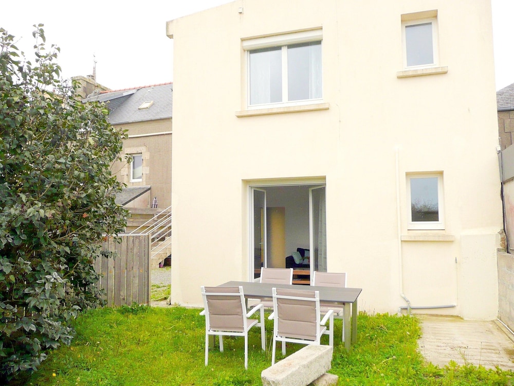 Apartment in Lilia Near Kastell Ac