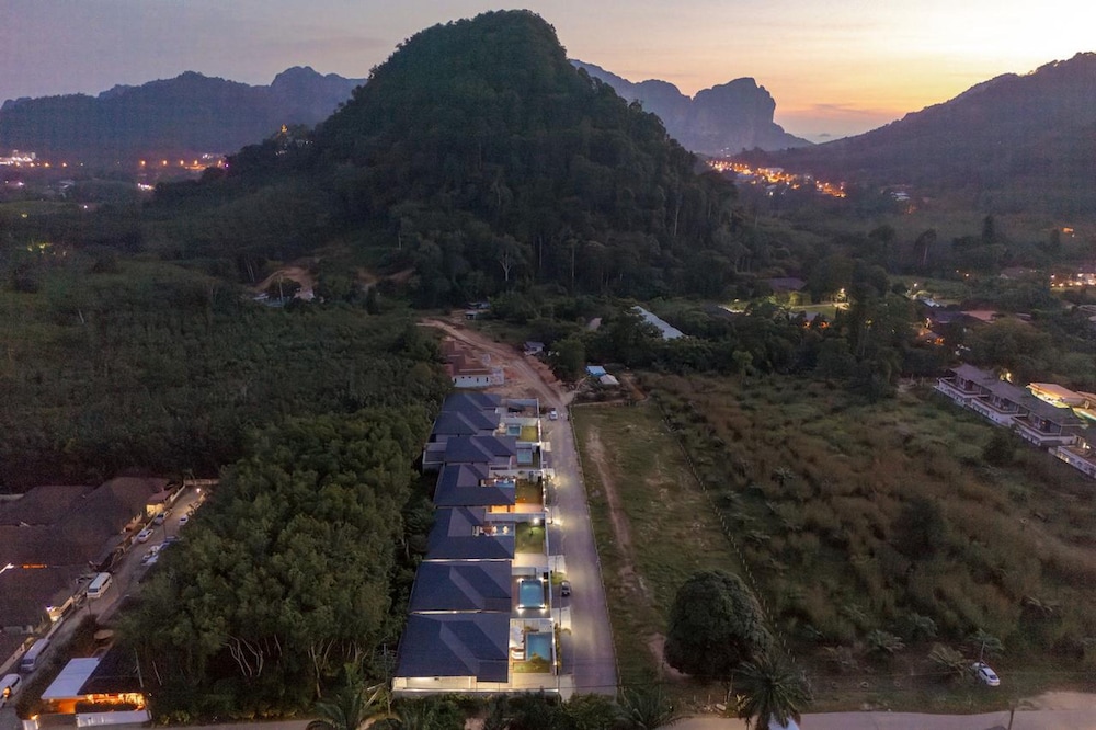 Pakbia Private Pool Villa In Ao Nang Krabi
