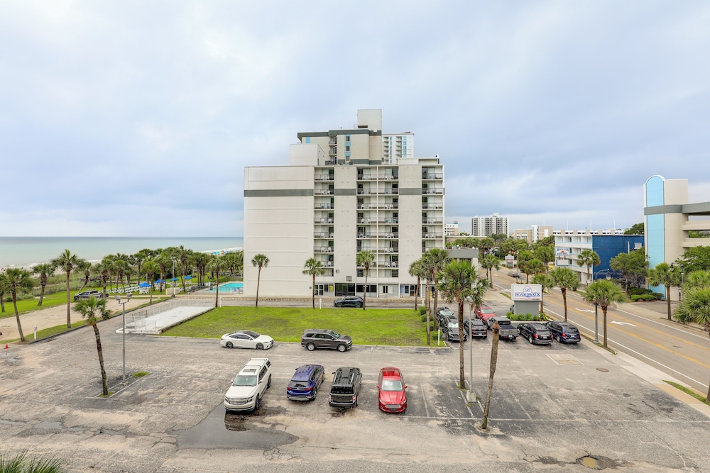 Prime Location + Ocean View: Myrtle Beach Condo!