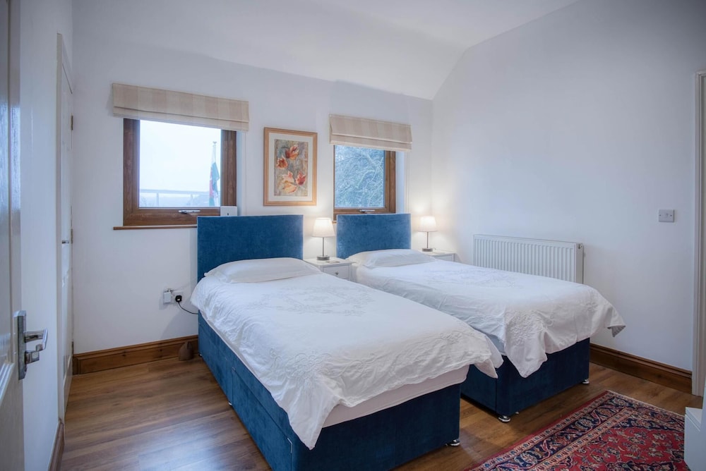 Marina House Annex - 1 Bedroom - Neyland