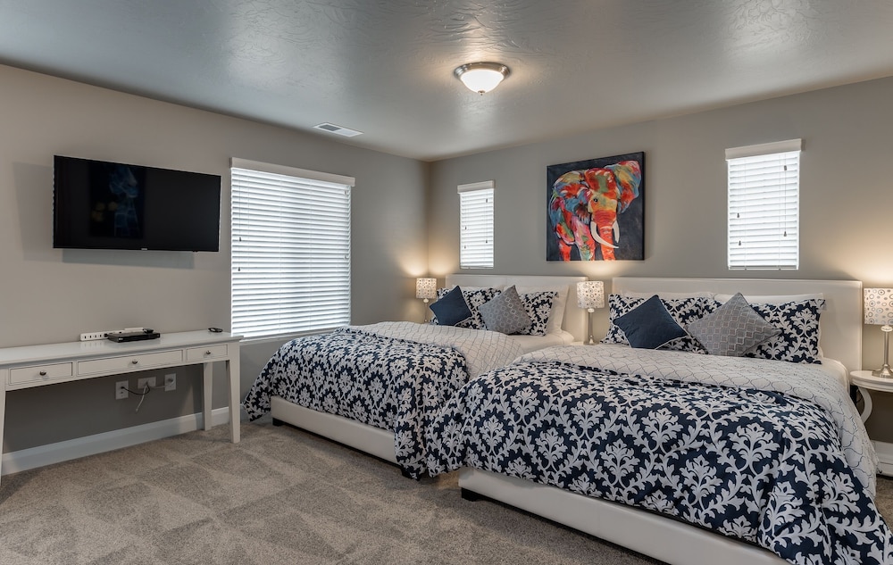 Red Cliffs 3 Bedroom Apts by Redawning view 5