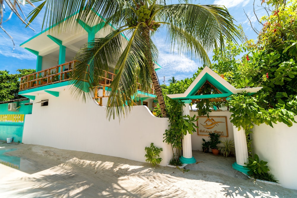 Hotel Rasdhoo Holiday Home - Image 1